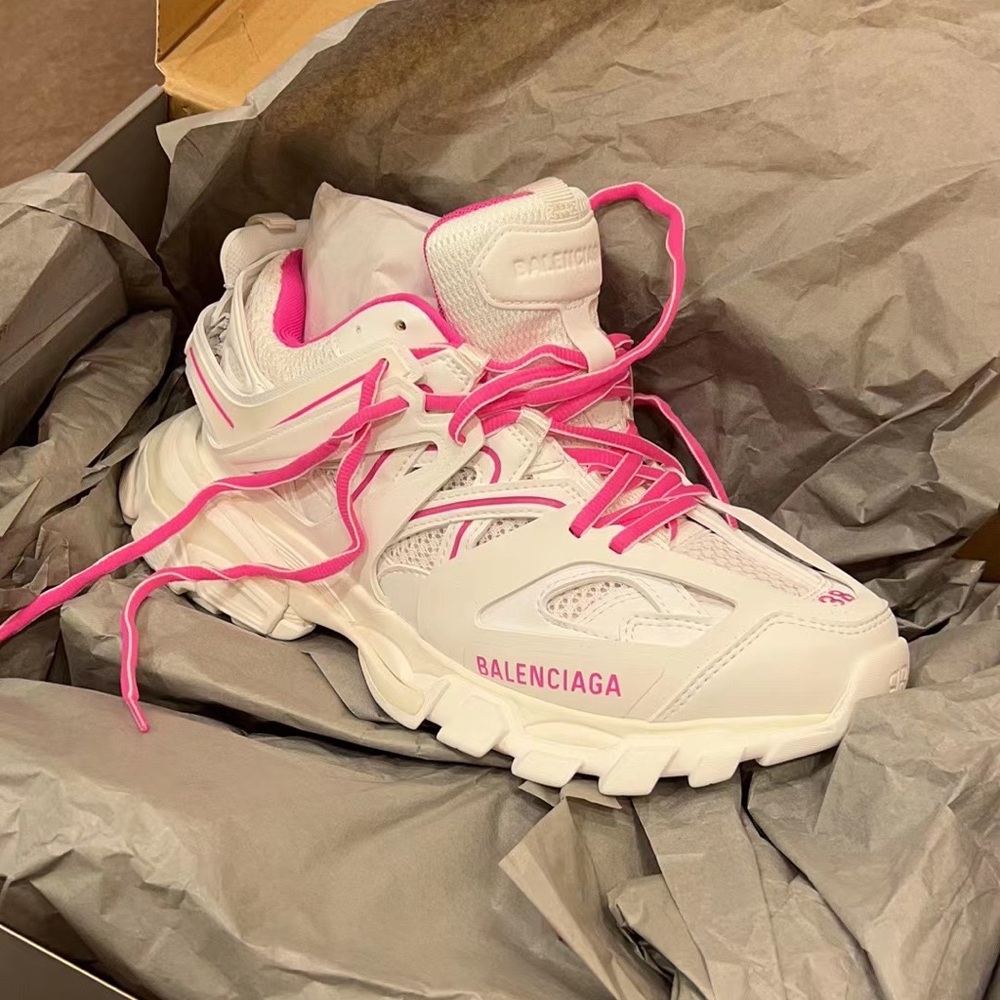 Authentic Balenciaga White & Pink Track Sneakers Never Worn - Picture 2 of 12